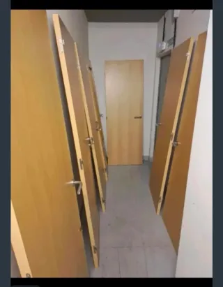 Lote 7 puertas madera interior 72,5 cm y 82,5 cm