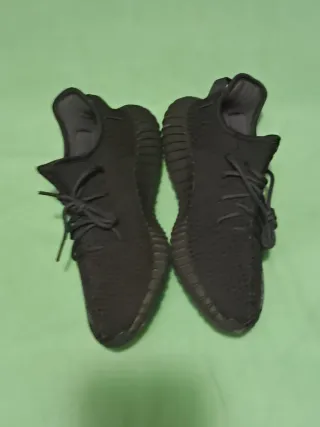 Adidas Yeezy Boost 350 V2 Negras