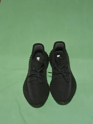 Adidas Yeezy Boost 350 V2 Negras