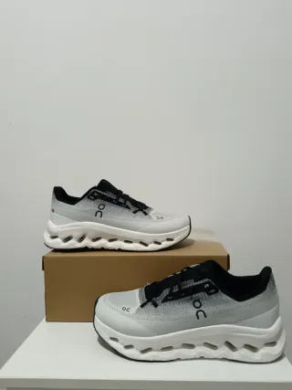 On Cloudtilt Zapatillas Gris/Blanco