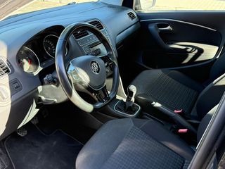 Volkswagen Polo 2016 1.4 TDI 90 - pegatina C