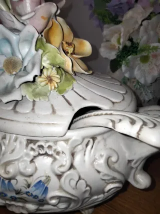 Zuppiera Bassano decorata rose