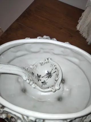 Zuppiera Bassano decorata rose