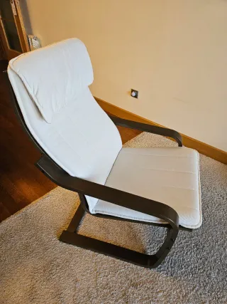 Sillón IKEA Poäng Madera Oscura Cojín Blanco