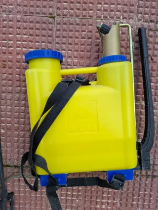 Fumigador Mochila 12L Amarillo