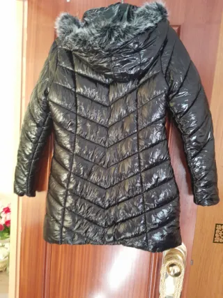Chaqueta Moncler Negra con Capucha