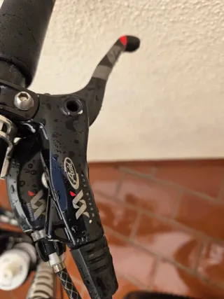 Grupo SRAM XX 2x10 y frenos