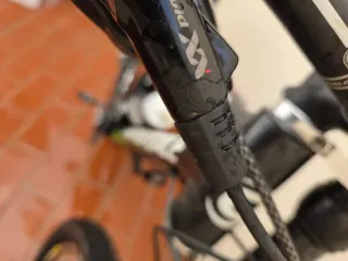 Grupo SRAM XX 2x10 y frenos