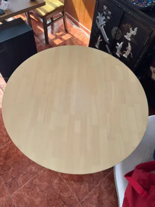 Mesa redonda de madera  Sekiz