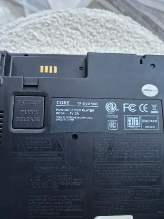 Leitor de DVD Portátil Coby