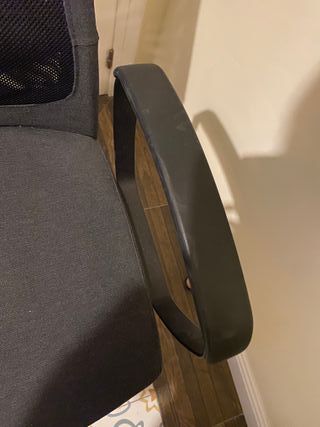 Silla de oficina ergonómica negra