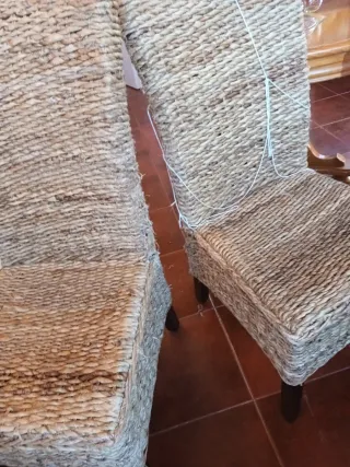 4 sillas de comedor de mimbre. Precio total