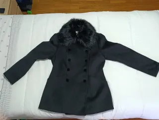 Abrigo corto paño cuello pelo desmontable HyM