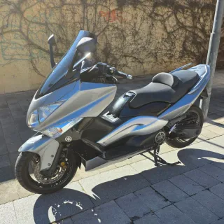 Yamaha T-MAX 500 ABS Akrapovic