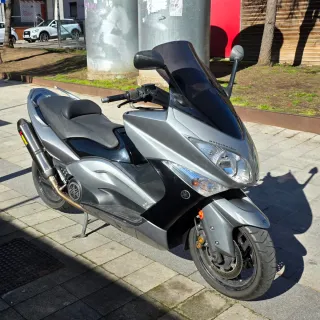 Yamaha T-MAX 500 ABS Akrapovic