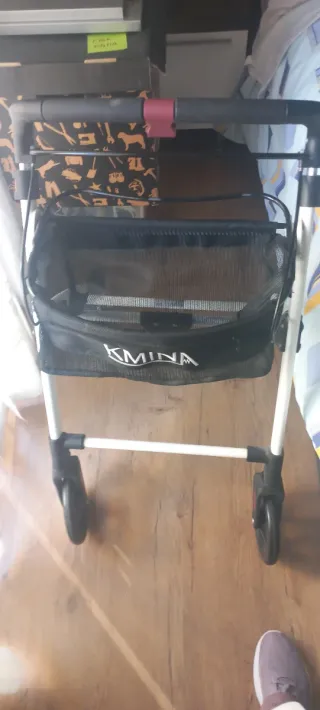 Andador KMINA blanco y negro