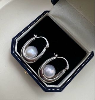 Pendientes aro perla natural agua dulce
