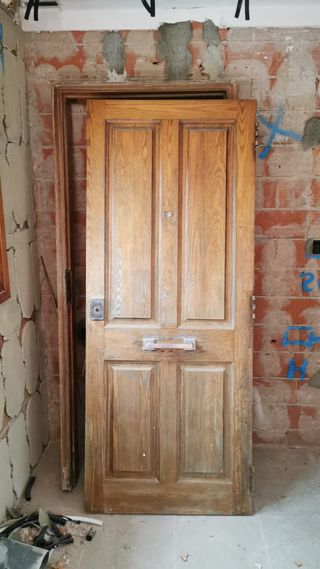 2 Puertas de Entrada Madera