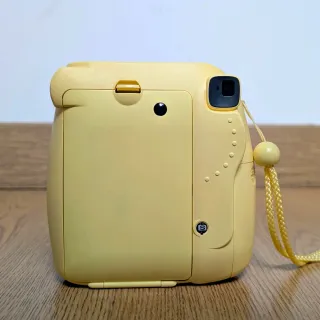 Cámara Fujifilm Instax Mini 8 + Lente Selfie