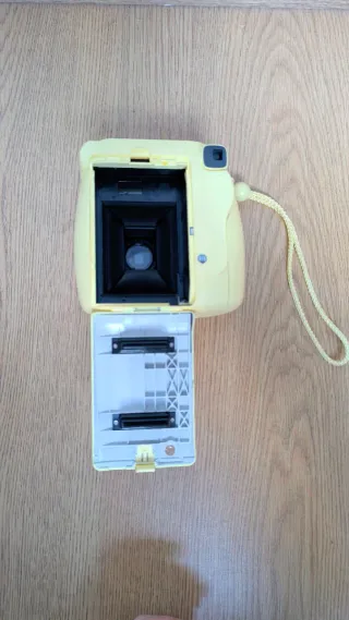 Cámara Fujifilm Instax Mini 8 + Lente Selfie