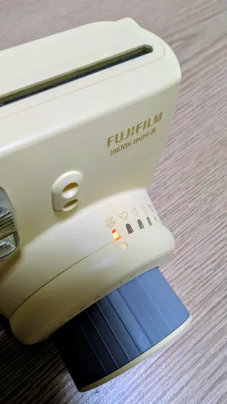 Cámara Fujifilm Instax Mini 8 + Lente Selfie