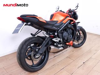 TRIUMPH STREET TRIPLE 765 R