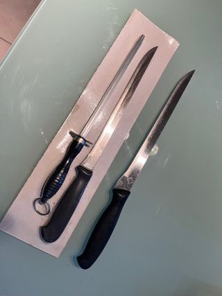 Jamonero Navidul madera con cuchillos jamoneros