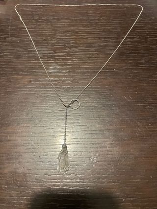 Collana con cerchio e nappina