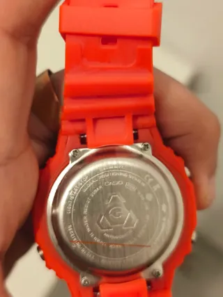Reloj deportivo rojo g-shock