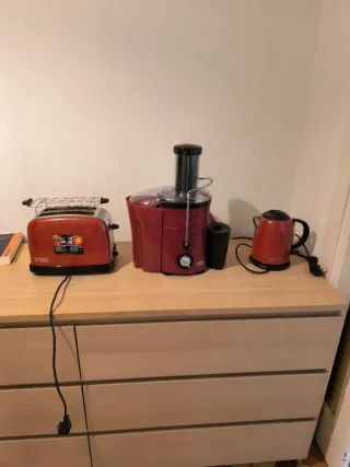 Exprimidor, Tostadora y Hervidor Rojo