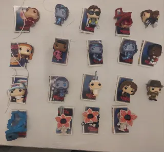 19 Figuras Stranger Things Kinder Sorpresa