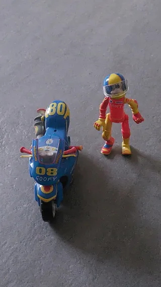 Moto GP Pippo gadget Disney