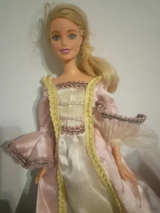Barbie bambola vestito rosa