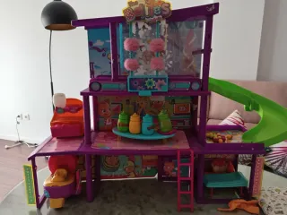 Juguete de cocina con accesorios