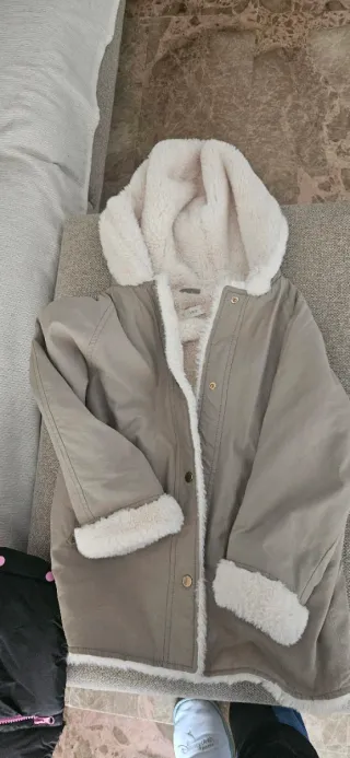 Abrigo MNG niña 134 cm