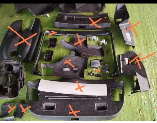 Plásticos maletero Seat León MK1