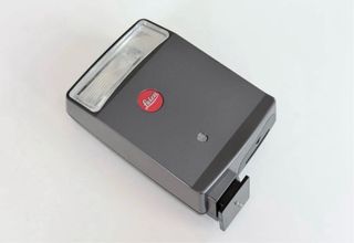 Leica Minilux Zoom Black Titanium + Flash