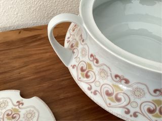 Sopera Vintage Porcelana Diseño Floral