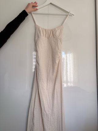 Vestido largo Stradivarius beige