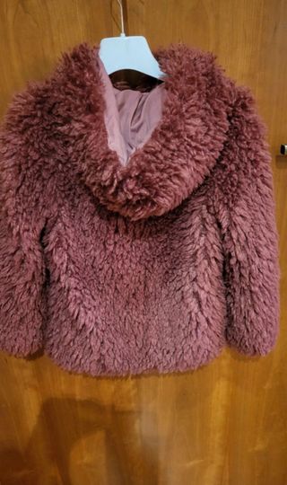 Pellicciotto Mayoral con cappuccio malva