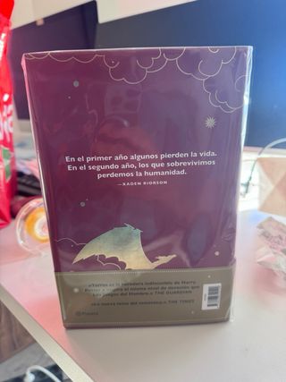 Alas de hierro: Edición coleccionista enriqueci...