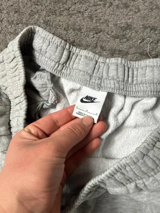 ¡¡OFERTA!! Talla L Pantalón Nike Gris
