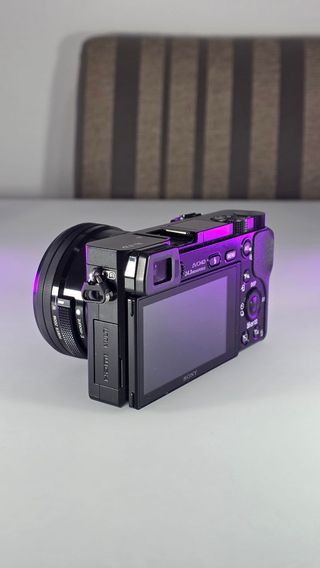 Sony a6000 + Objetivo 16-50