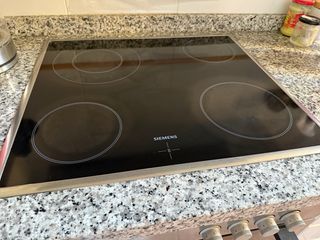 Conjunto Siemens: Vitrocerámica y Horno