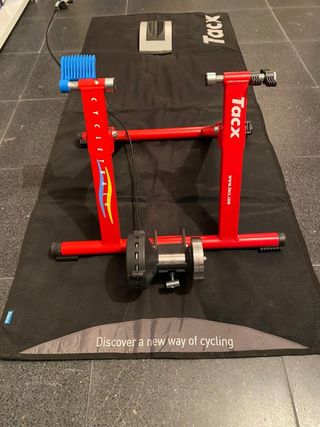 Rodillo Tacx para bici de carretera