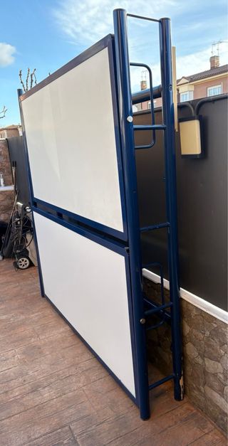 Litera doble abatible azul y blanca