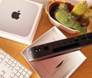 Apple Mac Mini 2018 i7 3.2GHz 40GB RAM 2TB SSD