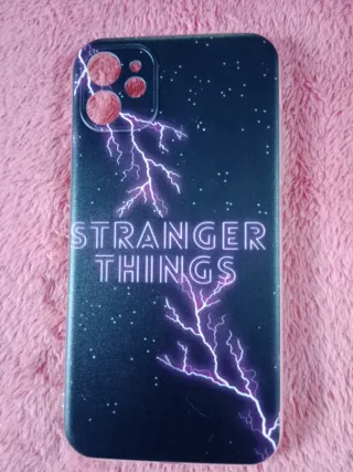 PRECIO NEGOCIABLE  Funda Stranger Things Rayo Mora