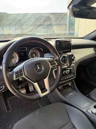 Mercedes-Benz GLA 2014