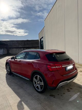 Mercedes-Benz GLA 2014